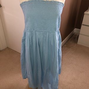 Strapless flowy blue dress